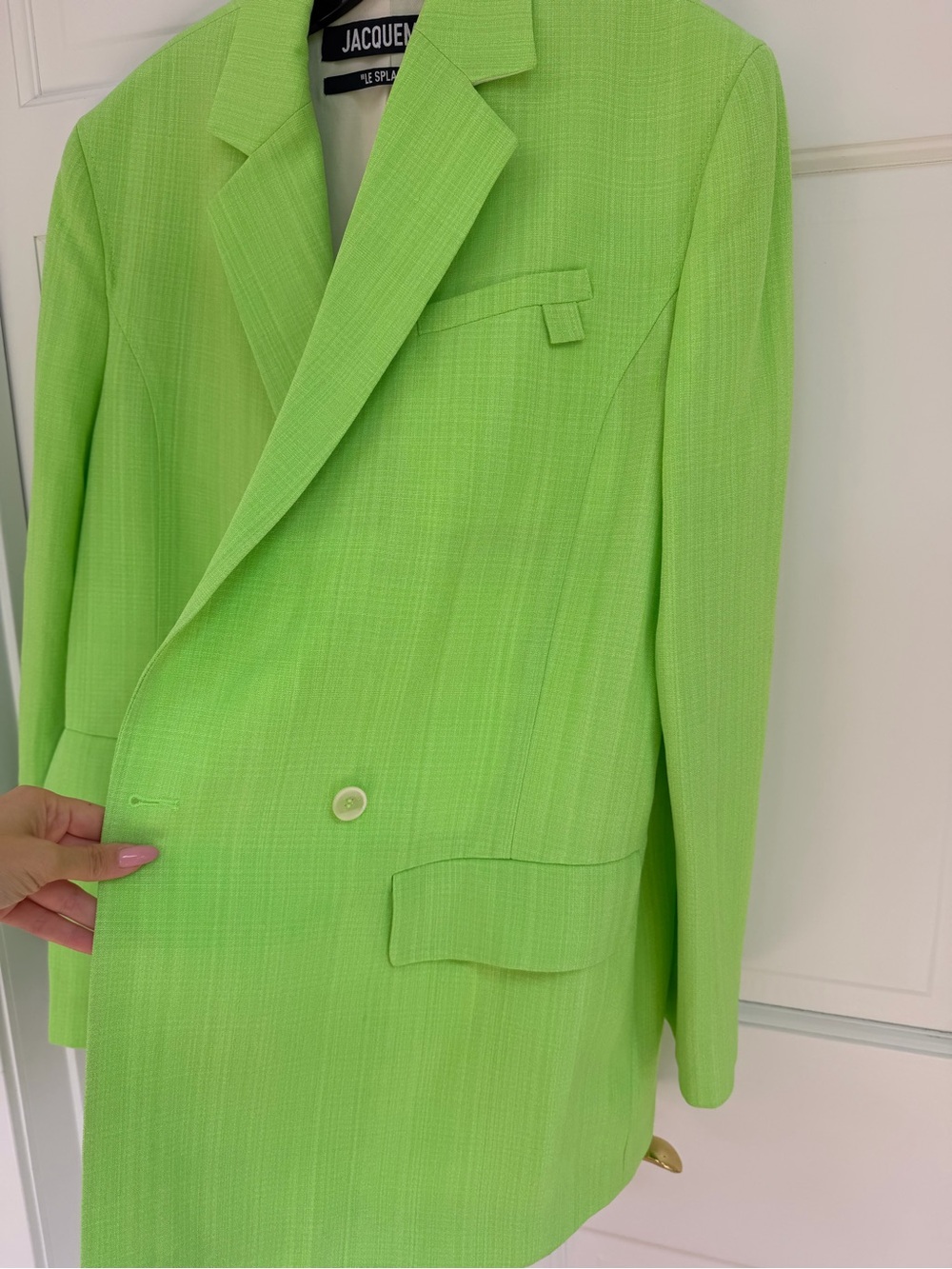 Jacquemus “Le Splash” Neon Lime Green Double-Breasted Linen Blazer - Picture 10 of 16